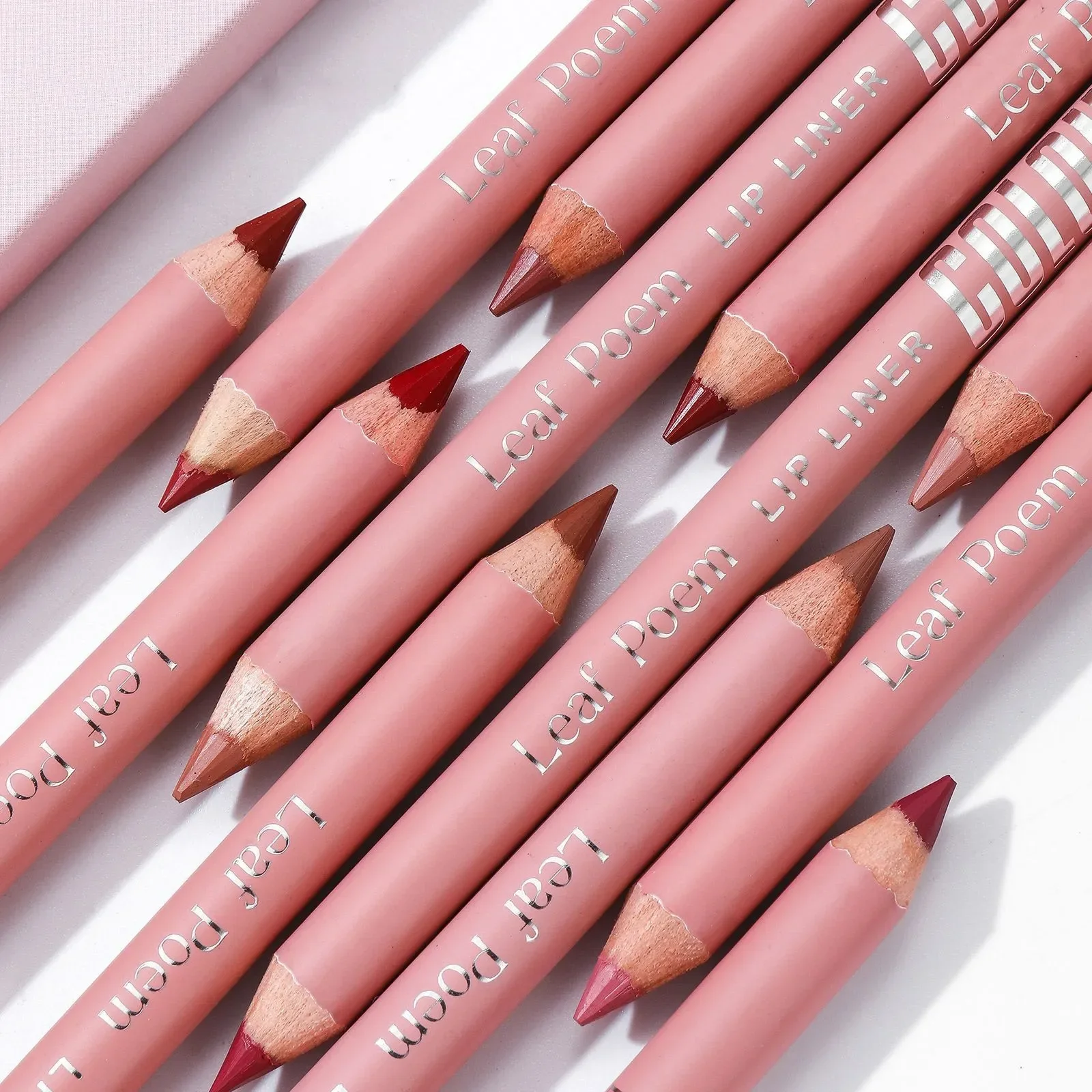 Delineador de labios marrón de - Lip Liner Pencil reseña y precio